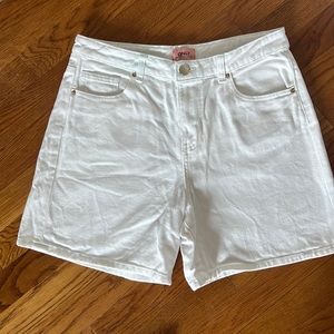 Only white mom jeans!